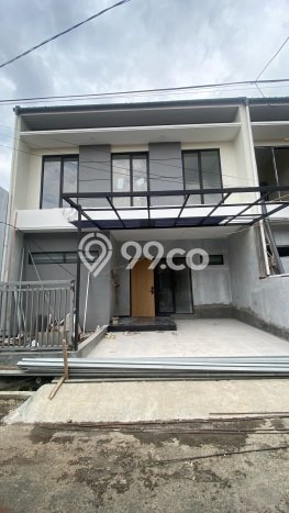 Dijual Rumah 4 Kamar Lokasi Strategis Bagus dan Strategis di Arcamanik Dijual Rumah 4 Kamar Lokasi Strategis Bagus dan Strategis di Arcamanik