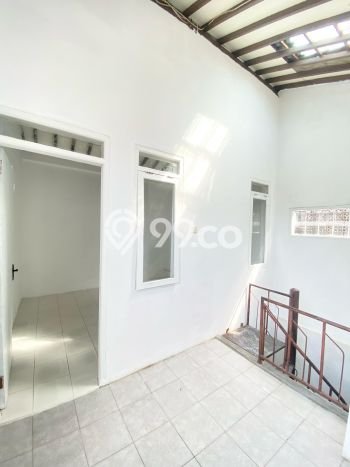 Dijual Rumah 4 Kamar Lokasi Strategis Nyaman dan Strategis di Antapani Dijual Rumah 4 Kamar Lokasi Strategis Nyaman dan Strategis di Antapani