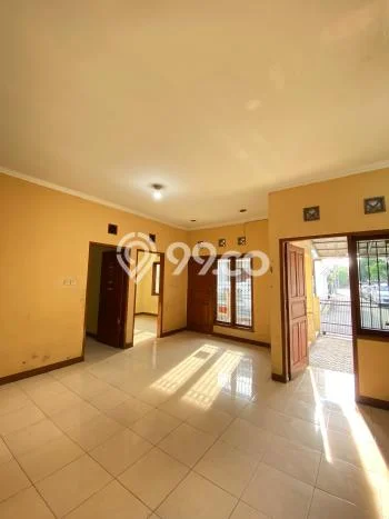 For Sale Rumah 2 Kamar Lokasi Ideal Nyaman dan Strategis di Antapani For Sale Rumah 2 Kamar Lokasi Ideal Nyaman dan Strategis di Antapani