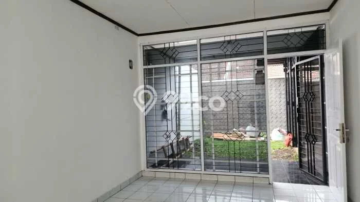 Rumah 4 KT 2 KM di Area Premium , Bandung Rumah 4 KT 2 KM di Area Premium , Bandung