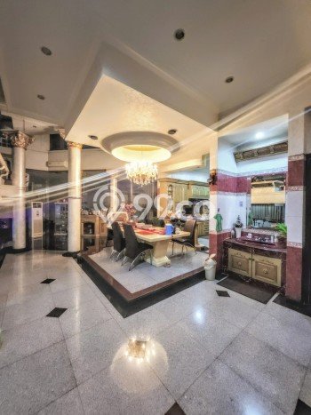 Rumah Elit LB 800m2 Siap Pakai Desain Elegan di Sunter, Jakarta Utara Rumah Elit LB 800m2 Siap Pakai Desain Elegan di Sunter, Jakarta Utara