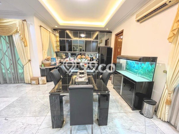Rumah Elit Modern Tanpa Renovasi di Pluit Jakarta Utara Rumah Elit Modern Tanpa Renovasi di Pluit Jakarta Utara