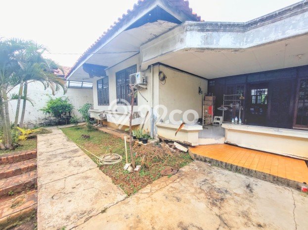 Rumah Mewah LB 340m2 Siap Huni Desain Elegan di Grogol, Jakarta Barat Rumah Mewah LB 340m2 Siap Huni Desain Elegan di Grogol, Jakarta Barat