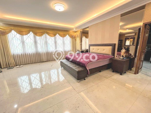 Rumah Elit Modern Tanpa Renovasi di Pluit Jakarta Utara Rumah Elit Modern Tanpa Renovasi di Pluit Jakarta Utara