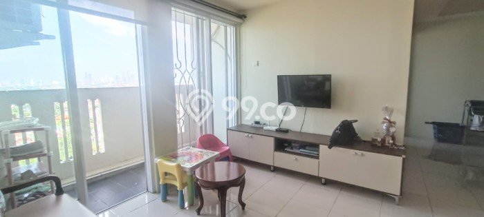 Dijual Segera Apartemen 2 KT & 2 KM di Kebon Jeruk, Jakarta Barat Dijual Segera Apartemen 2 KT & 2 KM di Kebon Jeruk, Jakarta Barat