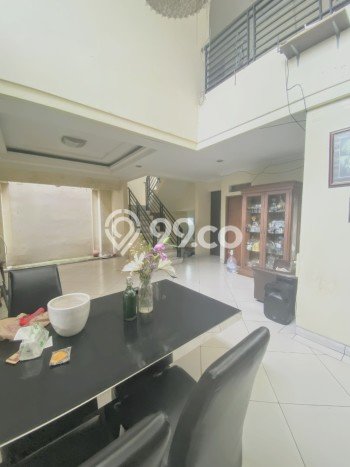 Siap Huni Hunian Elit 5 Kamar di Cilandak Dekat ke Mana Saja Siap Huni Hunian Elit 5 Kamar di Cilandak Dekat ke Mana Saja