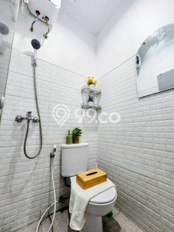 INVESTASI POTENSIAL! Kost di Tanjung Duren, Luas 100m², Kawasan Potensial INVESTASI POTENSIAL! Kost di Tanjung Duren, Luas 100m², Kawasan Potensial
