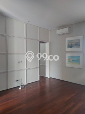 Dijual Rumah Mewah Elegan Dengan View Cantik di Sukomanunggal, Surabaya Dijual Rumah Mewah Elegan Dengan View Cantik di Sukomanunggal, Surabaya