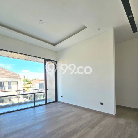 Rumah Luxury Modern Tanpa Renovasi di Surabaya Kota Surabaya Rumah Luxury Modern Tanpa Renovasi di Surabaya Kota Surabaya