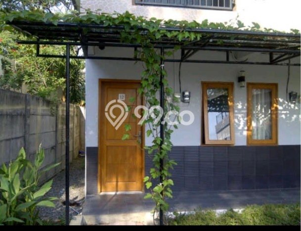 Dijual Rumah Premium dengan Fasilitas Sekitar Komplit di Surabaya Kota, Surabaya Dijual Rumah Premium dengan Fasilitas Sekitar Komplit di Surabaya Kota, Surabaya