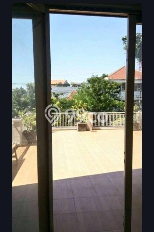 Ruko Dijual Lokasi Emas di Tambaksari Luas 900m2 Ruko Dijual Lokasi Emas di Tambaksari Luas 900m2