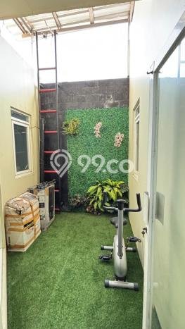 Jual Rumah Modern 5 KT di Surabaya Kota, Surabaya Jual Rumah Modern 5 KT di Surabaya Kota, Surabaya