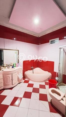 Jual Rumah Modern 5 KT di Surabaya Kota, Surabaya Jual Rumah Modern 5 KT di Surabaya Kota, Surabaya