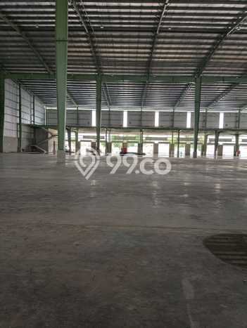 Unit Gudang Disewakan di Daan Mogot di Area Ramai & Strategis Unit Gudang Disewakan di Daan Mogot di Area Ramai & Strategis
