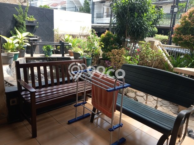 Dijual Rumah Mewah Megah Dengan View Eksklusif di Puri Indah, Jakarta Barat Dijual Rumah Mewah Megah Dengan View Eksklusif di Puri Indah, Jakarta Barat