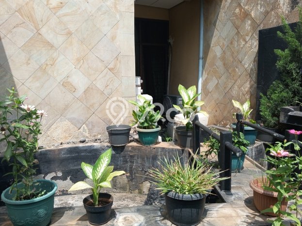 Dijual Rumah Mewah Megah Dengan View Eksklusif di Puri Indah, Jakarta Barat Dijual Rumah Mewah Megah Dengan View Eksklusif di Puri Indah, Jakarta Barat
