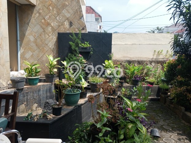Dijual Rumah Mewah Megah Dengan View Eksklusif di Puri Indah, Jakarta Barat Dijual Rumah Mewah Megah Dengan View Eksklusif di Puri Indah, Jakarta Barat