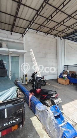 Gudang Bagus Dijual LB 300m2 Lokasi Strategis Jakarta Barat Area Cocok untuk Bisnis Gudang Bagus Dijual LB 300m2 Lokasi Strategis Jakarta Barat Area Cocok untuk Bisnis