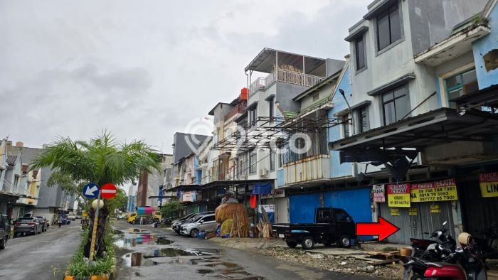 Ruko Bagus Dijual LB 120m2 Lokasi Strategis Jakarta Barat Area Cocok untuk Bisnis Ruko Bagus Dijual LB 120m2 Lokasi Strategis Jakarta Barat Area Cocok untuk Bisnis
