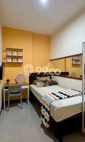 Ruko Dijual di Jakarta Barat LT 62m2 & LB 300m2 Lokasi Terbaik! Ruko Dijual di Jakarta Barat LT 62m2 & LB 300m2 Lokasi Terbaik!