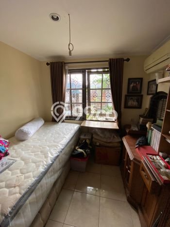 Rumah Berkualitas di Bintaro, Tangerang Selatan, Luas 96m² LB 140m² - HARGA NEGO! Rumah Berkualitas di Bintaro, Tangerang Selatan, Luas 96m² LB 140m² - HARGA NEGO!