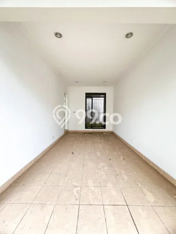 Rumah Luas Asri 3 KT Siap Pakai di Gading Serpong Tangerang Rumah Luas Asri 3 KT Siap Pakai di Gading Serpong Tangerang