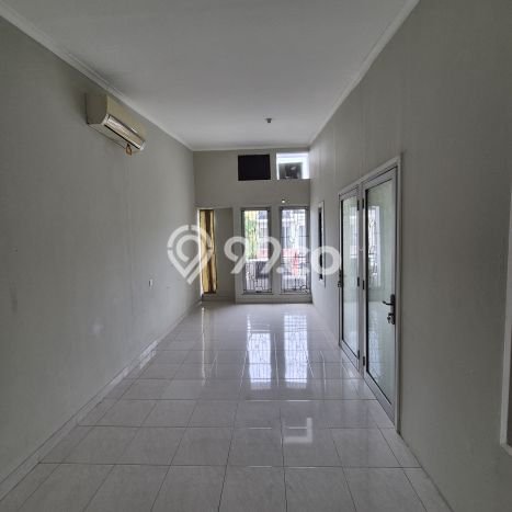 Jual Rumah Minimalis Bagus Punya 2 KT di Gading Serpong Tangerang SHM Jual Rumah Minimalis Bagus Punya 2 KT di Gading Serpong Tangerang SHM