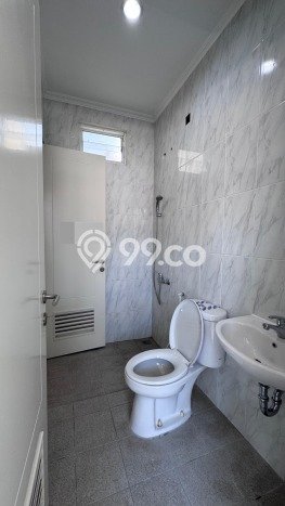 Rumah Modern 2 KT di Gading Serpong Tangerang Unfurnished Rumah Modern 2 KT di Gading Serpong Tangerang Unfurnished