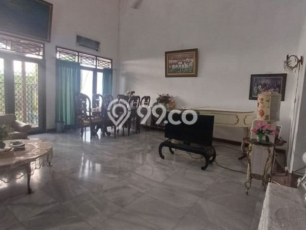 Hunian Mewah LB 425m2 Siap Huni Desain Elegan di Pejaten, Jakarta Selatan Hunian Mewah LB 425m2 Siap Huni Desain Elegan di Pejaten, Jakarta Selatan