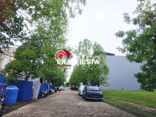 Tanah Area Berkembang di Joglo, Luas 220m², Akses ke Pusat Kota, Lingkungan Asri Tanah Area Berkembang di Joglo, Luas 220m², Akses ke Pusat Kota, Lingkungan Asri
