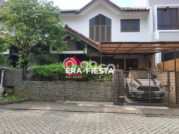 Rumah Elit LB 200m2 Siap Huni Desain Elegan di Puri Indah, Jakarta Barat Rumah Elit LB 200m2 Siap Huni Desain Elegan di Puri Indah, Jakarta Barat
