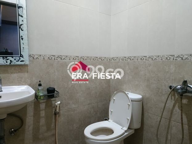 Rumah Luxury Modern Tanpa Renovasi di Joglo Jakarta Barat Rumah Luxury Modern Tanpa Renovasi di Joglo Jakarta Barat