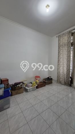 Jual Rumah Mewah Megah Dengan View Eksklusif di Puri Indah, Jakarta Barat Jual Rumah Mewah Megah Dengan View Eksklusif di Puri Indah, Jakarta Barat