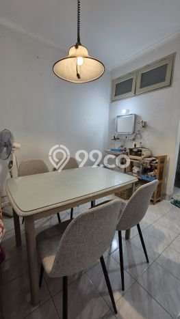 Jual Rumah Mewah Megah Dengan View Eksklusif di Puri Indah, Jakarta Barat Jual Rumah Mewah Megah Dengan View Eksklusif di Puri Indah, Jakarta Barat