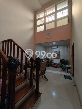 HOT DEAL! Rumah Premium area , Jakarta Barat, Luas 144m2m² Bangunan 160m2m² HOT DEAL! Rumah Premium area , Jakarta Barat, Luas 144m2m² Bangunan 160m2m²