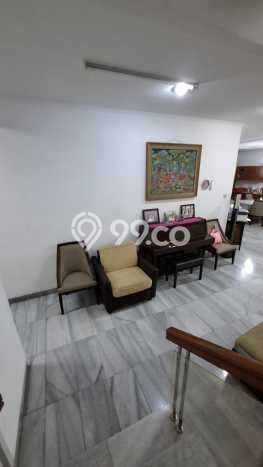 Rumah Elit Modern Tanpa Renovasi di Intercon Jakarta Barat Rumah Elit Modern Tanpa Renovasi di Intercon Jakarta Barat