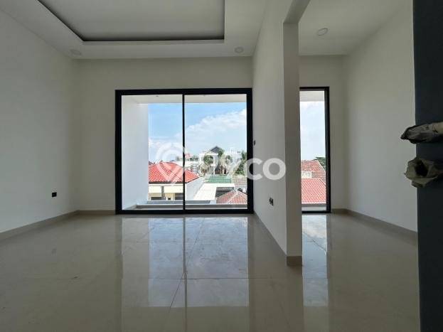 Dijual Rumah Mewah Elegan Dengan View Eksklusif di Citra Garden, Jakarta Barat Dijual Rumah Mewah Elegan Dengan View Eksklusif di Citra Garden, Jakarta Barat