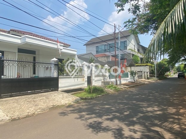 Rumah Elit Modern Siap Huni di Alfa Indah Jakarta Barat Rumah Elit Modern Siap Huni di Alfa Indah Jakarta Barat