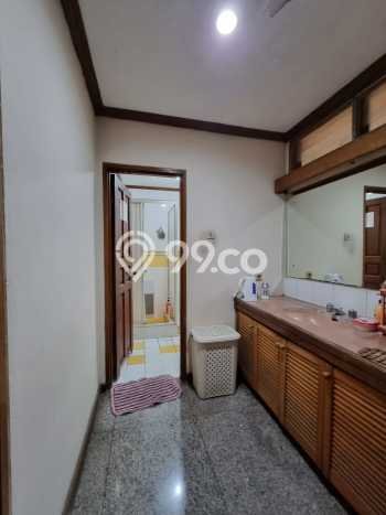 Dijual Rumah Mewah Megah Dengan View Eksklusif di Rempoa Ciputat Timur, Jakarta Selatan Dijual Rumah Mewah Megah Dengan View Eksklusif di Rempoa Ciputat Timur, Jakarta Selatan
