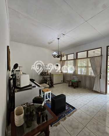 Dijual Rumah Luas Elegan Dengan View Cantik di Lebak Bulus, Jakarta Selatan Dijual Rumah Luas Elegan Dengan View Cantik di Lebak Bulus, Jakarta Selatan
