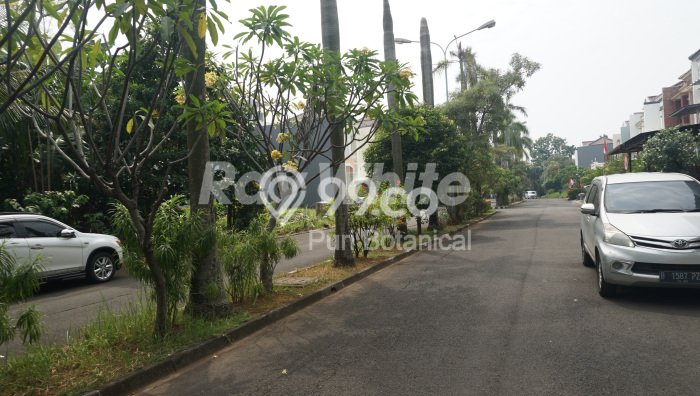 Rumah Strategis di Meruya, Akses ke Meruya, Jakarta Barat, Jakarta Barat - 4 KT Rumah Strategis di Meruya, Akses ke Meruya, Jakarta Barat, Jakarta Barat - 4 KT
