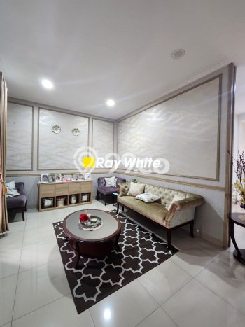Rumah Luxury Modern Siap Huni di Green Lake City Jakarta Barat Rumah Luxury Modern Siap Huni di Green Lake City Jakarta Barat