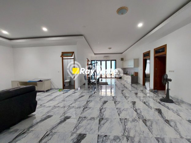 Jual Rumah Luas Megah Dengan View Cantik di Metro Permata, Tangerang Jual Rumah Luas Megah Dengan View Cantik di Metro Permata, Tangerang