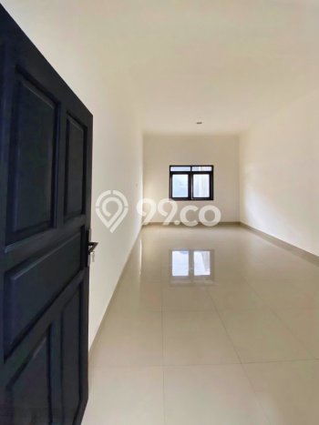 Dijual Cepat Rumah Bagus Siap Huni LB 200m2 di Ciledug, Tangerang Dijual Cepat Rumah Bagus Siap Huni LB 200m2 di Ciledug, Tangerang