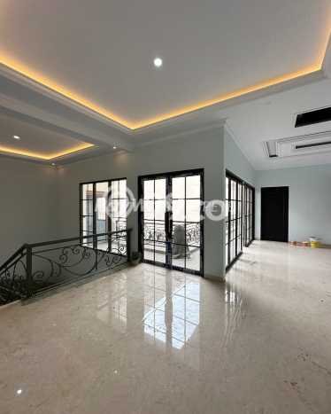 Jual Rumah Mewah Megah Dengan View Cantik di Cipete, Jakarta Selatan Jual Rumah Mewah Megah Dengan View Cantik di Cipete, Jakarta Selatan