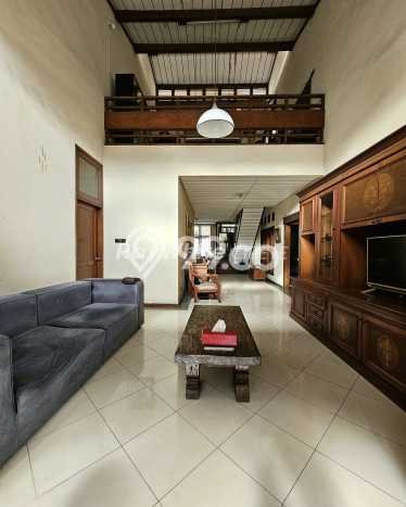 Dijual Rumah Luas Megah Dengan View Eksklusif di Lebak Bulus, Jakarta Selatan Dijual Rumah Luas Megah Dengan View Eksklusif di Lebak Bulus, Jakarta Selatan