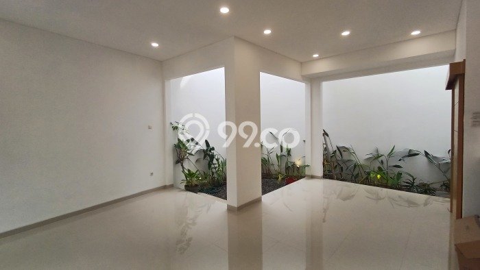 Rumah 3 KT 3 KM LT 74m², LB 110m² di Meruya, Jakarta Barat Rumah 3 KT 3 KM LT 74m², LB 110m² di Meruya, Jakarta Barat