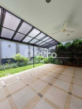 For Sale! Luxury House LT 756m2 Desain Modern di Pondok Indah For Sale! Luxury House LT 756m2 Desain Modern di Pondok Indah