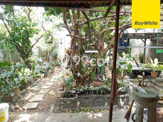 Rumah Mewah LB 250m2 Siap Pakai Desain Elegan di Joglo, Jakarta Barat Rumah Mewah LB 250m2 Siap Pakai Desain Elegan di Joglo, Jakarta Barat