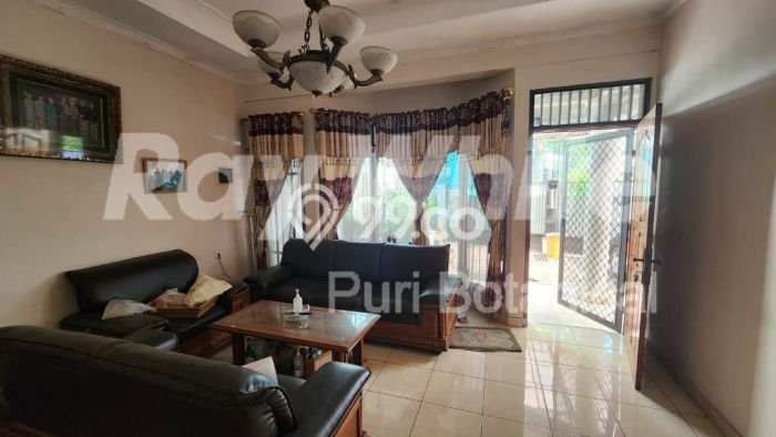 Ready to Use! Premium House LT 176m2 Desain Modern di Halim Perdana Kusuma Ready to Use! Premium House LT 176m2 Desain Modern di Halim Perdana Kusuma